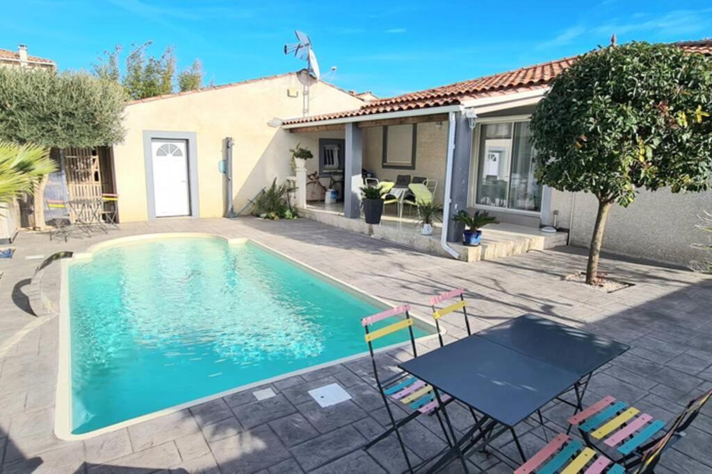 Villa Piscine De La Garrigue Florensac Екстериор снимка