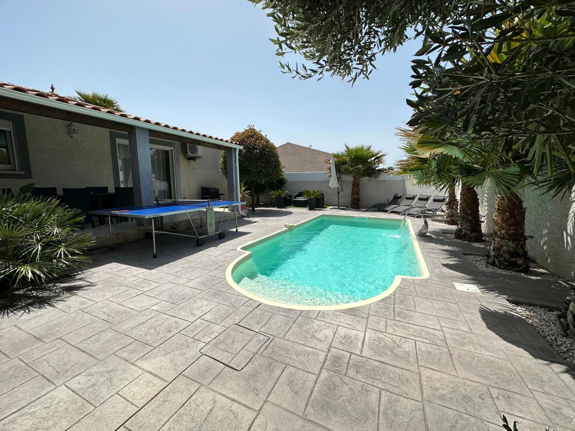 Villa Piscine De La Garrigue Florensac Екстериор снимка